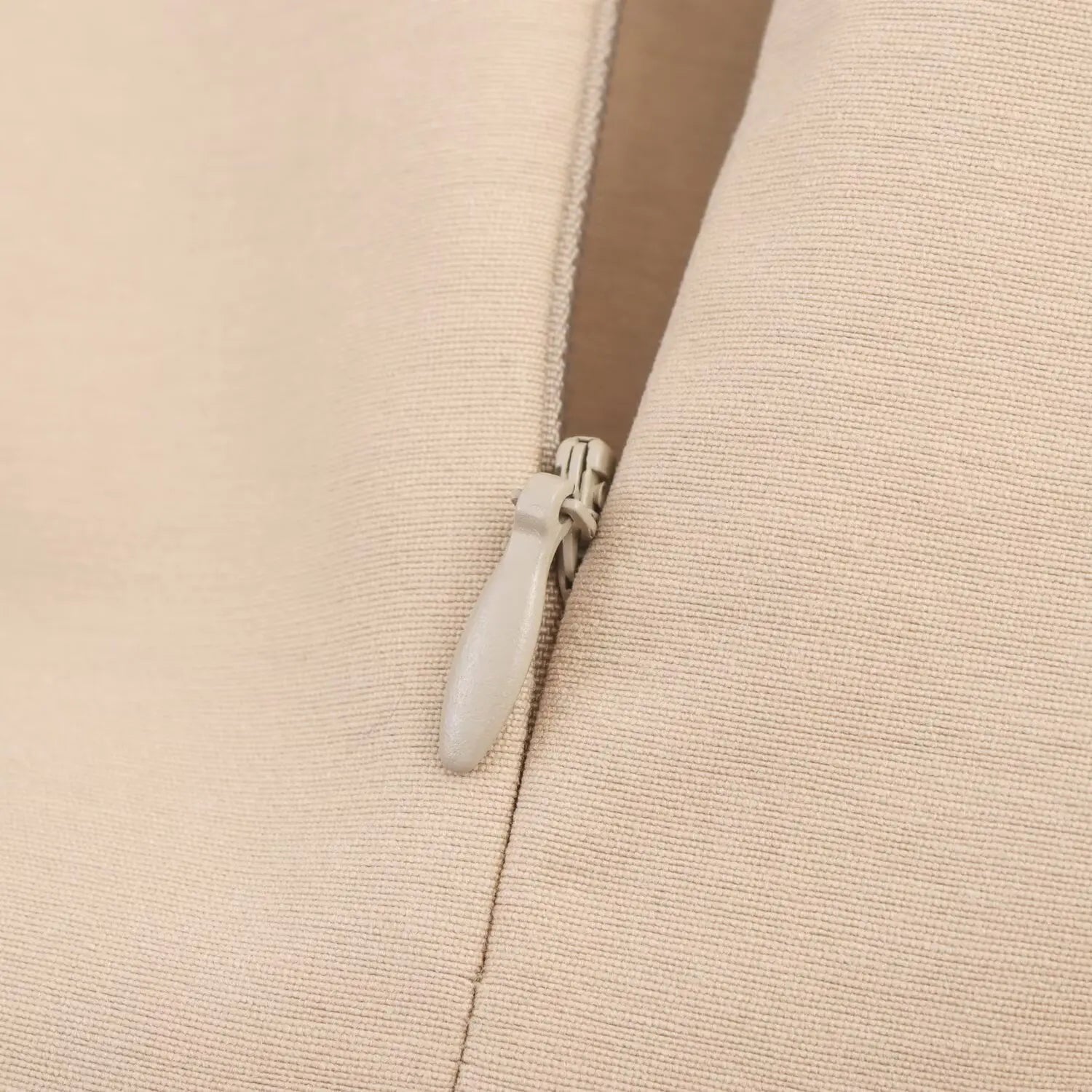 ELEGANT BELTED A-LINE SKIRT