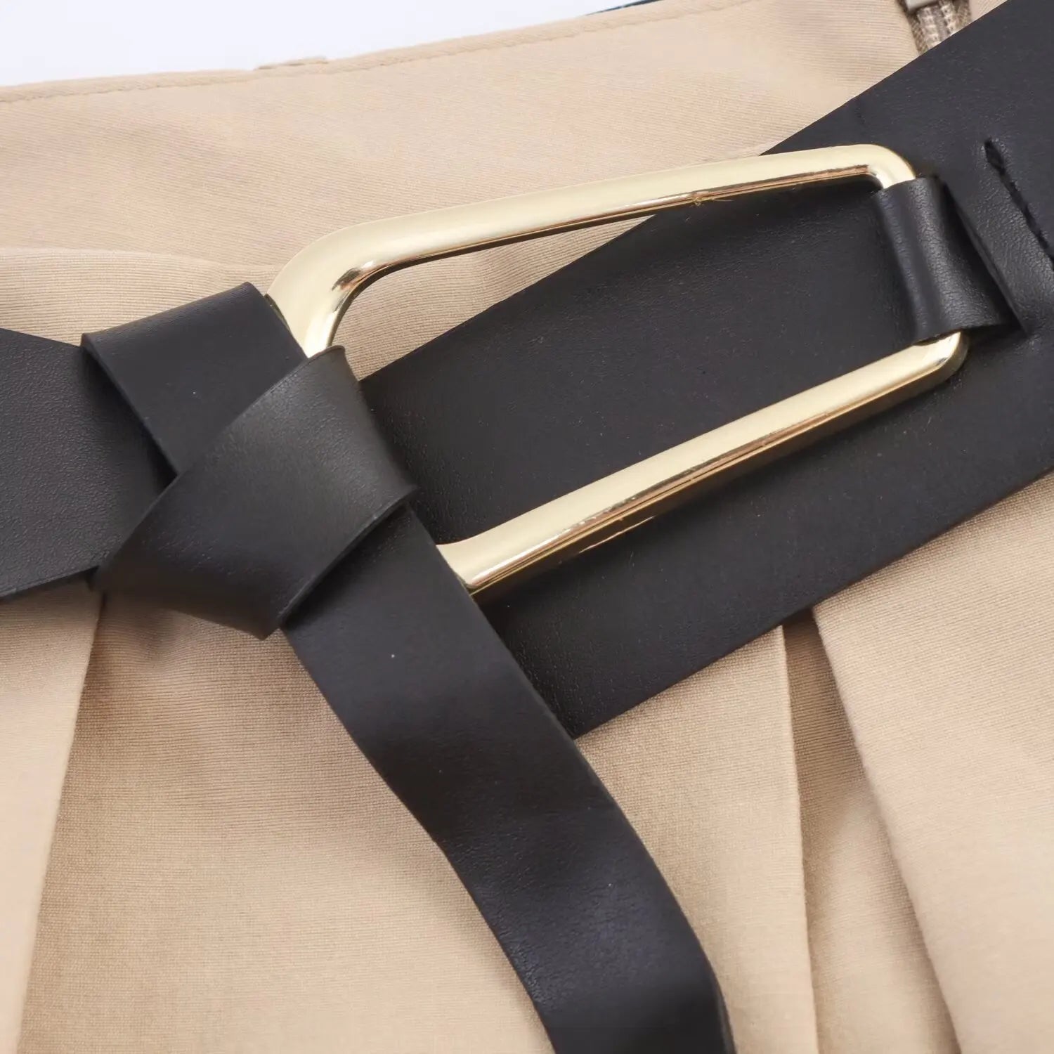 ELEGANT BELTED A-LINE SKIRT