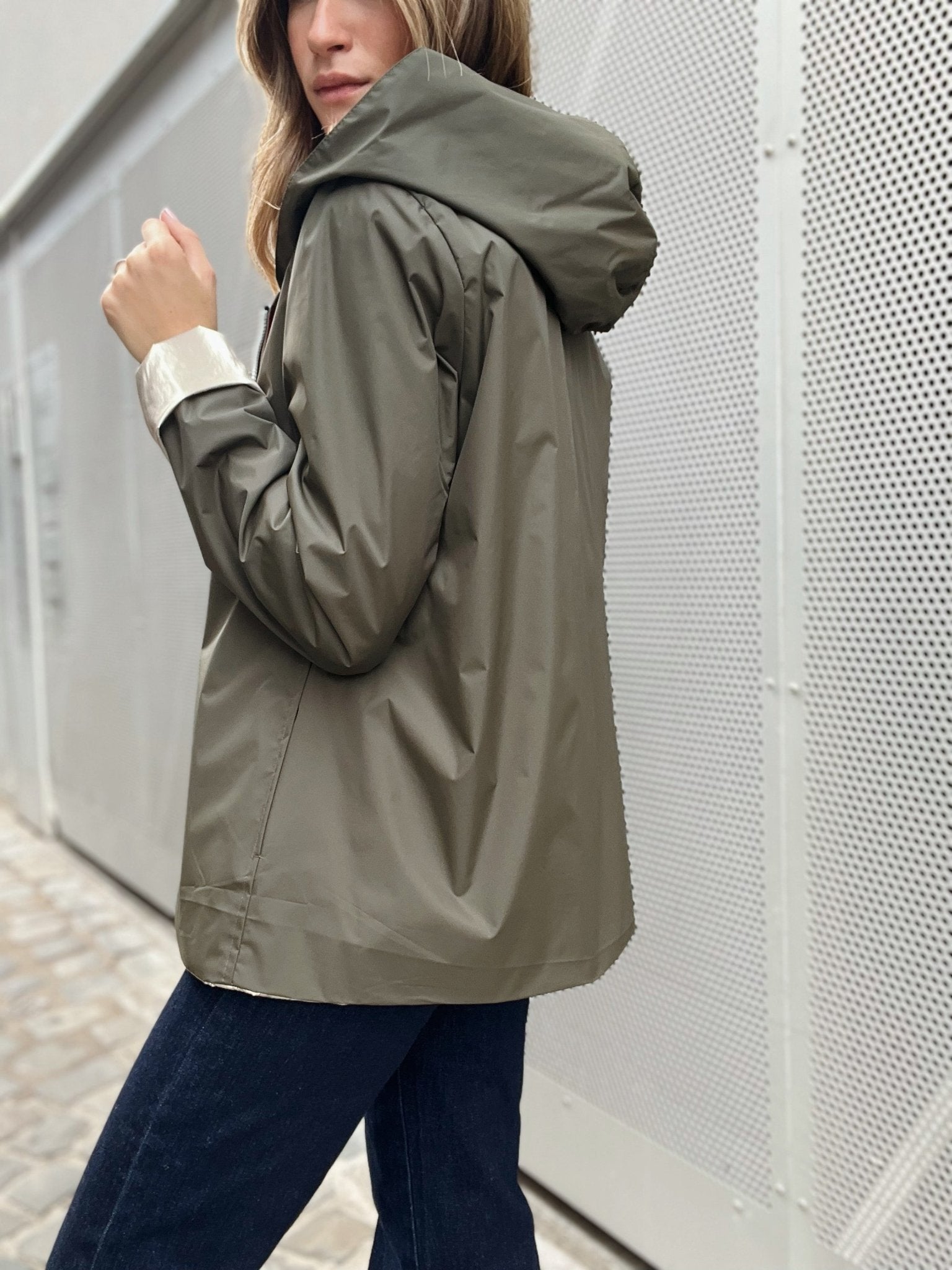 La veste Daphne courte reversible kaki