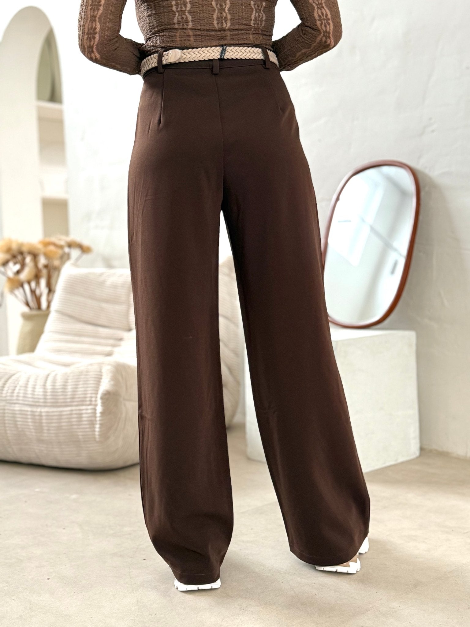 Le pantalon Ernestine marron