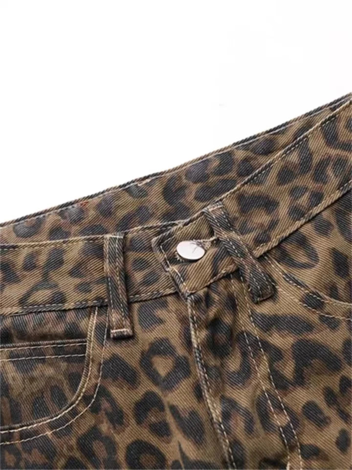 OVERSIZED LEOPARD PRINT WIDE-LEG JEANS