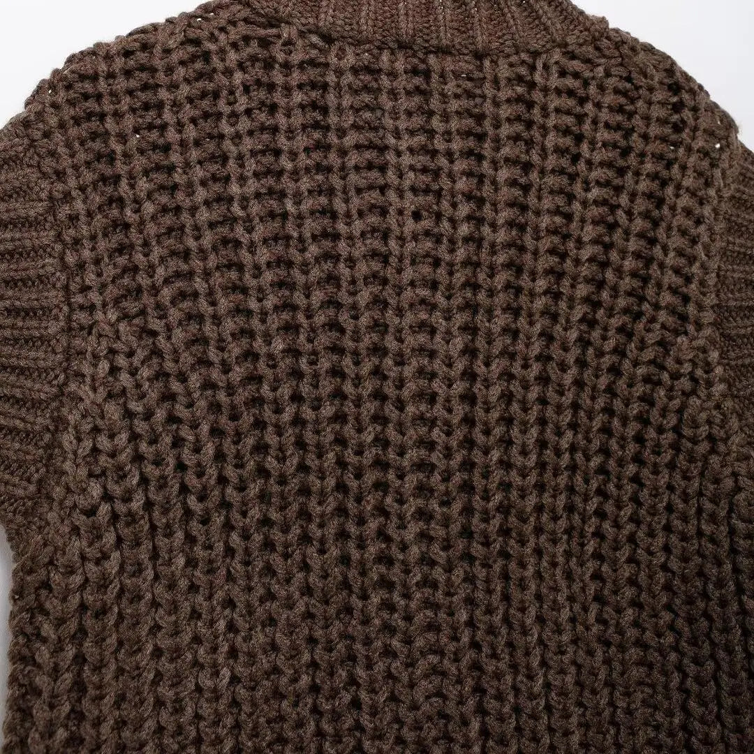 KNITTED WOOLEN VEST