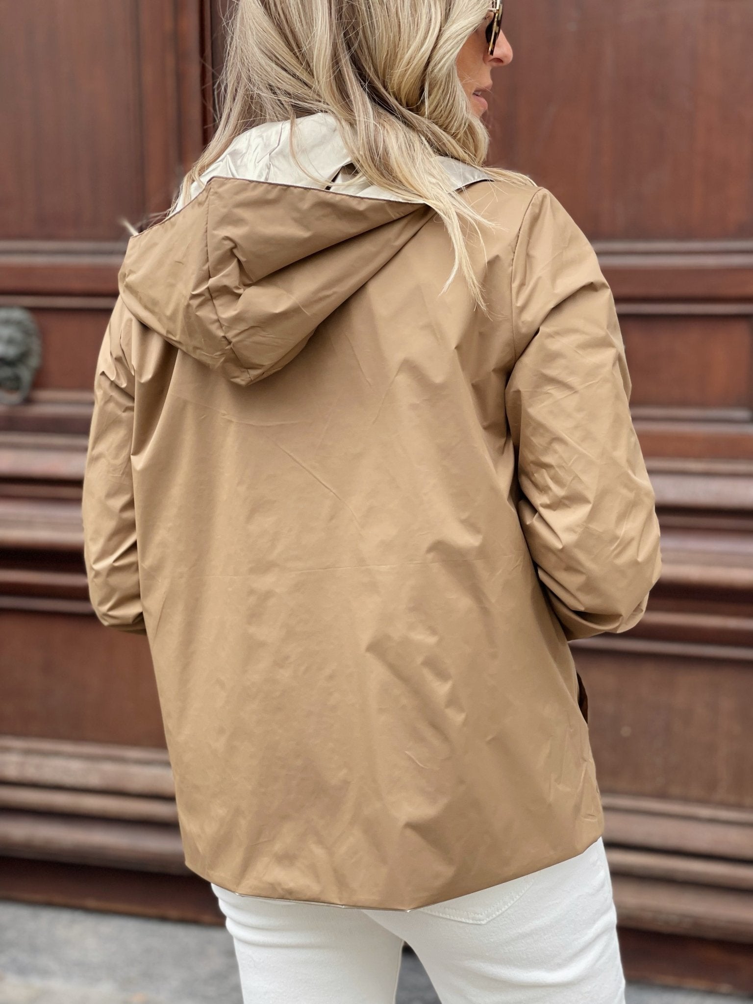 La veste Daphne courte reversible camel