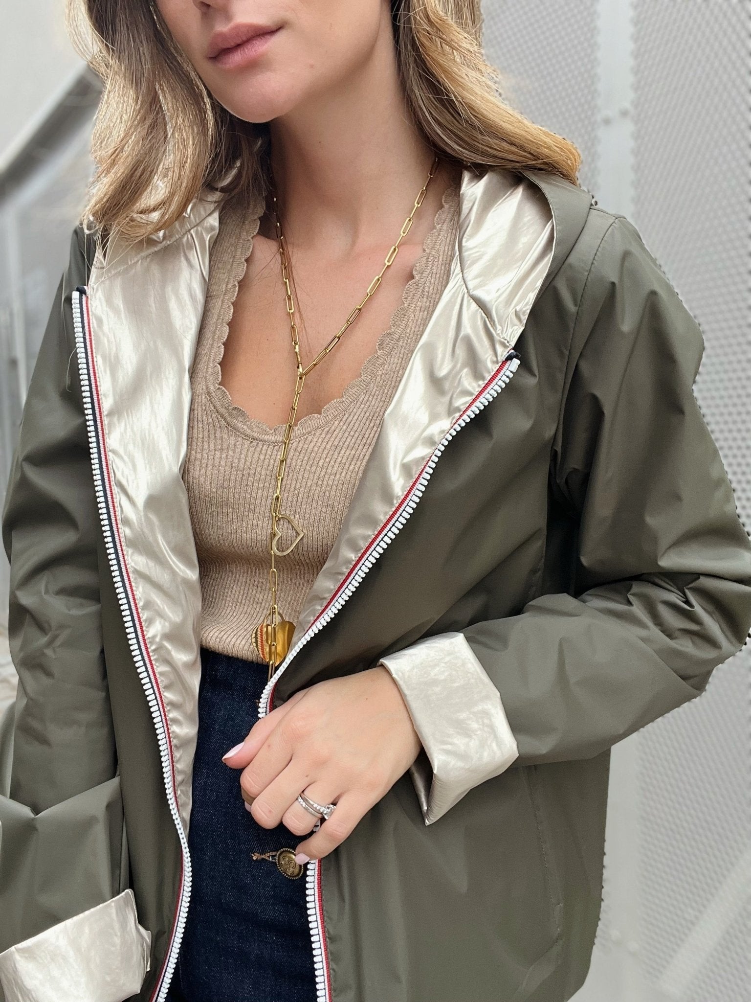 La veste Daphne courte reversible kaki