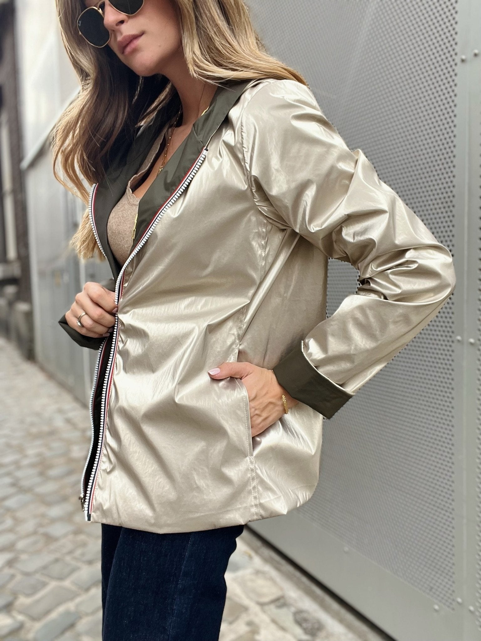 La veste Daphne courte reversible kaki
