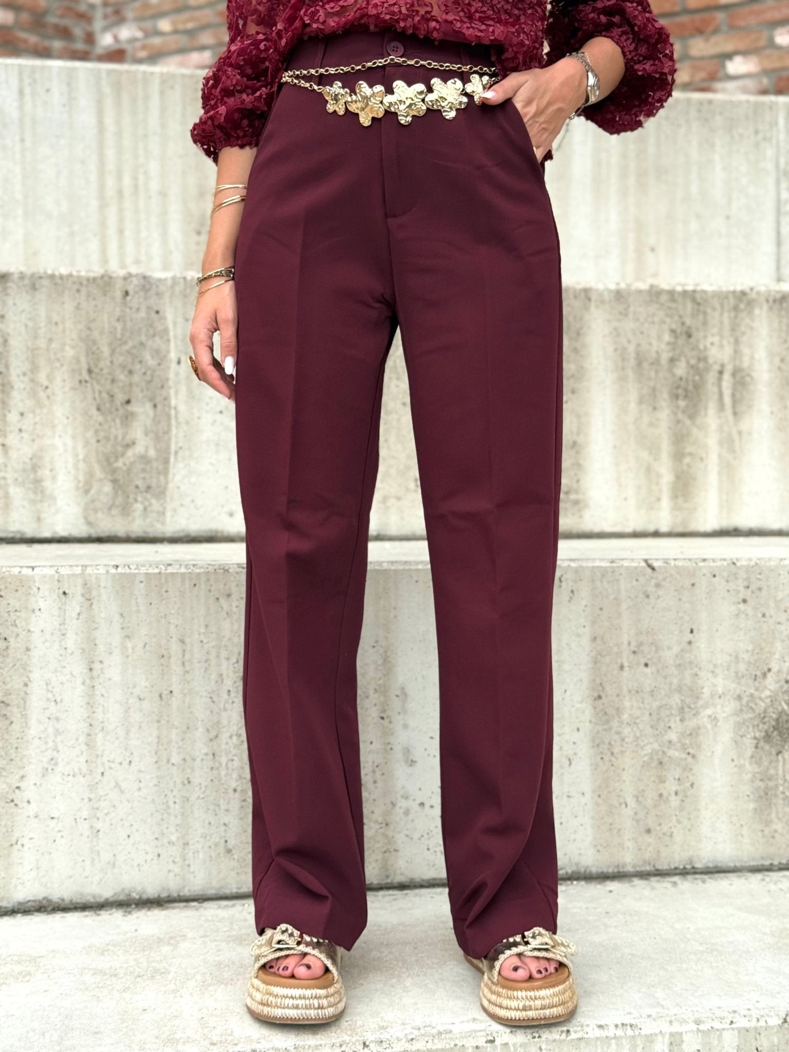 Le pantalon Gaelle bordeaux